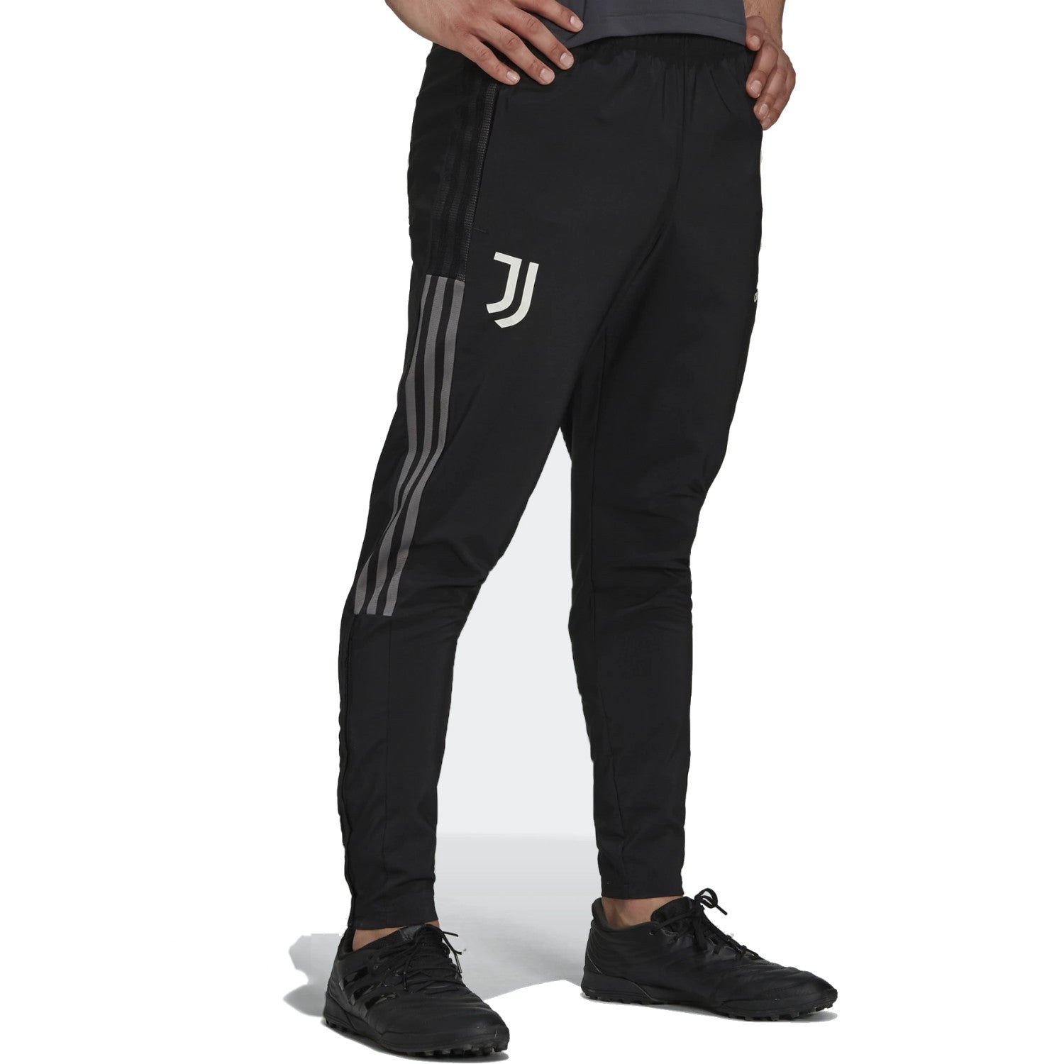 Juventus training presentation tracksuit 2022 - Adidas