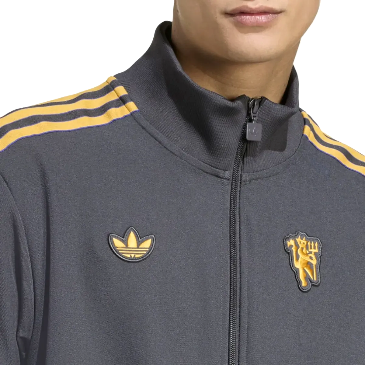 Manchester United Originals casual presentation tracksuit 2025/26 - Adidas